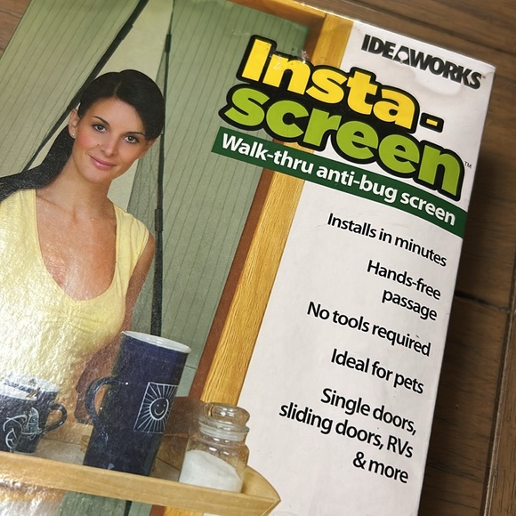 Walk-through anti-bug screen - Picture 2 of 3